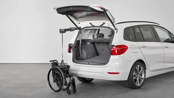 BMW Verladehilfe für Rollstuhl