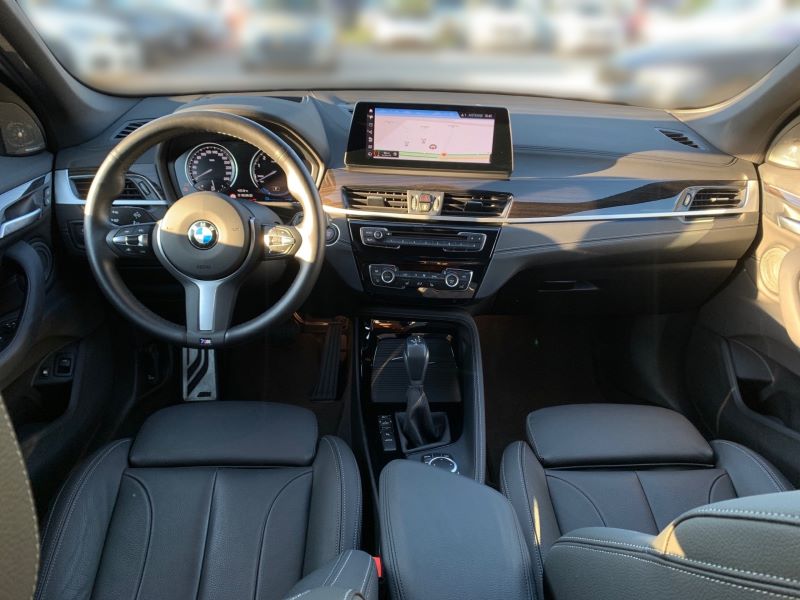 Interieur des BMW X1 PHEV