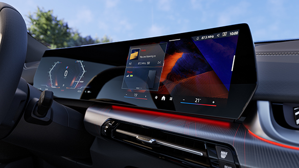 Detailansicht Innenraum BMW iX2 mit Fokus auf Dashboard und BMW Curved Display