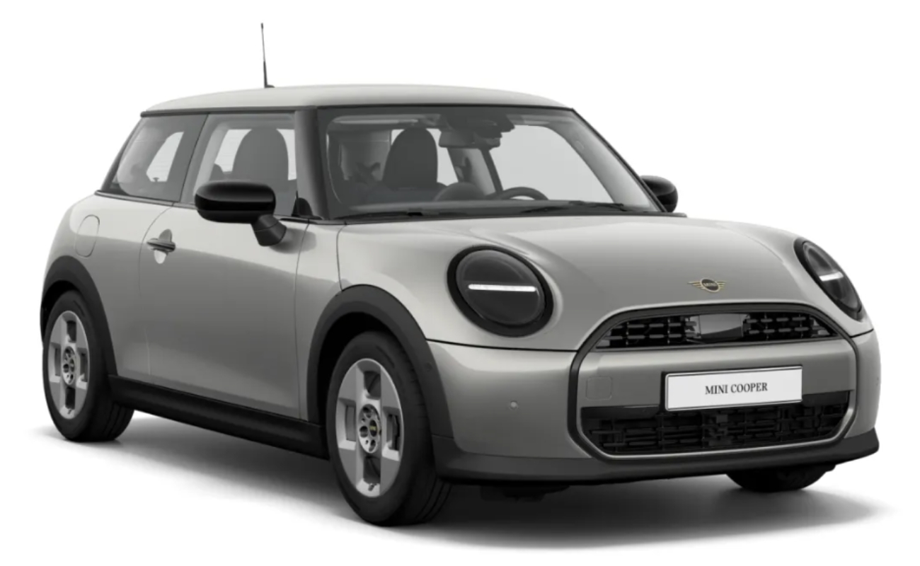 MINI Cooper in der Farbe Silber als Neuwagen in Frontansicht ohne Hintergrund