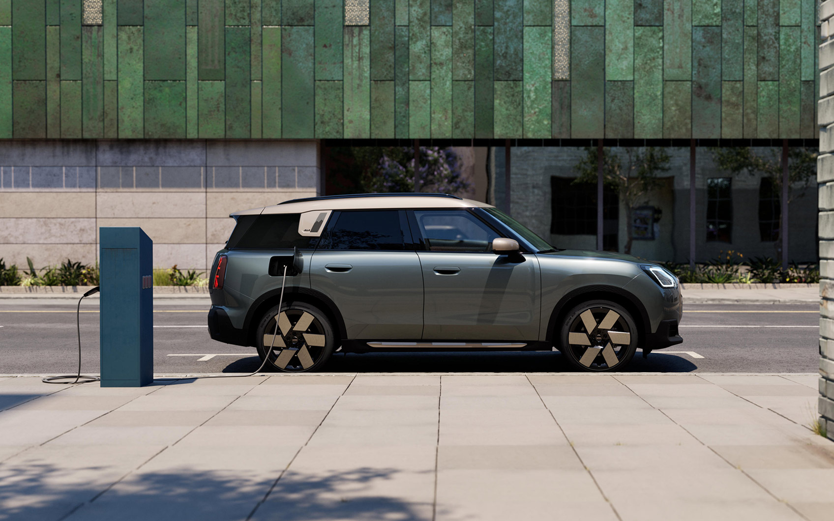mini-countryman-electric-teaser