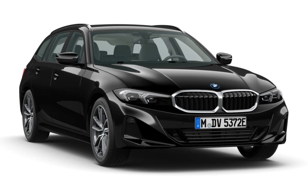 BMW 330e Touring in Schwarz uni mit 18" LMR V-Speiche 780 Bicolor / MB Neuwagen (2026)
