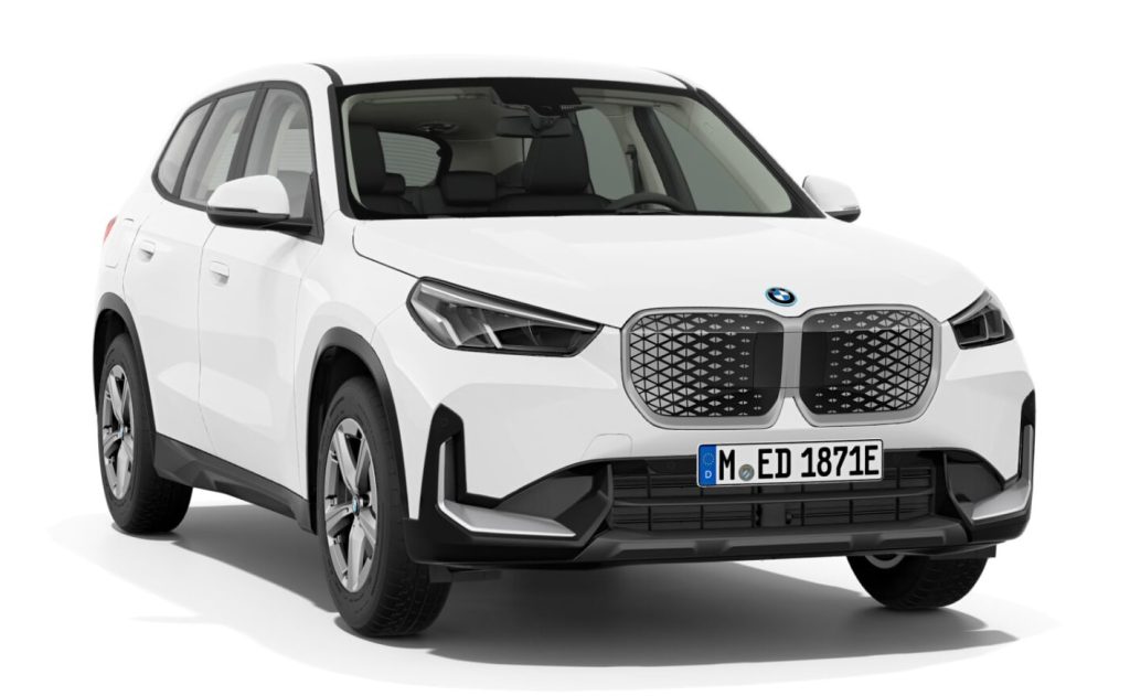BMW iX1 eDrive20  in Schwarz uni mit 17" LMR Sternspeiche 864 Neuwagen (2025)