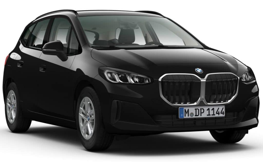 BMW 220i Active Tourer in Schwarz uni mit 16" Leichtmetallräder Doppelspeiche 186 Neuwagen (2025)