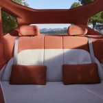 Mit der Einführung der NEUEN KLASSE beginnt für BMW ein neues Kapitel der Mobilität – geprägt von elektrischer Performance, digitaler Intelligenz und einem ganzheitlichen Designverständnis. Die neue Fahrzeuggeneration steht für wegweisende Technologien und nachhaltige Innovationen, die den Kern der Marke BMW neu definieren -  Vision wird zur Serie