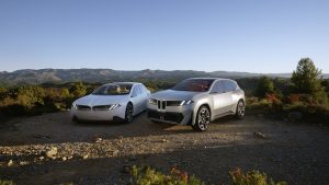 Mit der Einführung der NEUEN KLASSE beginnt für BMW ein neues Kapitel der Mobilität – geprägt von elektrischer Performance, digitaler Intelligenz und einem ganzheitlichen Designverständnis. Die neue Fahrzeuggeneration steht für wegweisende Technologien und nachhaltige Innovationen, die den Kern der Marke BMW neu definieren -  Vision wird zur Serie