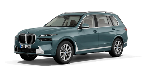 BMW X7 in der Farbe Türkis als Neuwagen in Frontansicht ohne Hintergrund