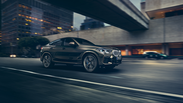 bmw-x6-galeriebild-strasse