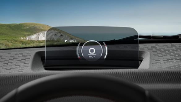 Detailansicht vom Innenraum eines schwarzen MINI Countryman Electric mit Fokus auf das Display.