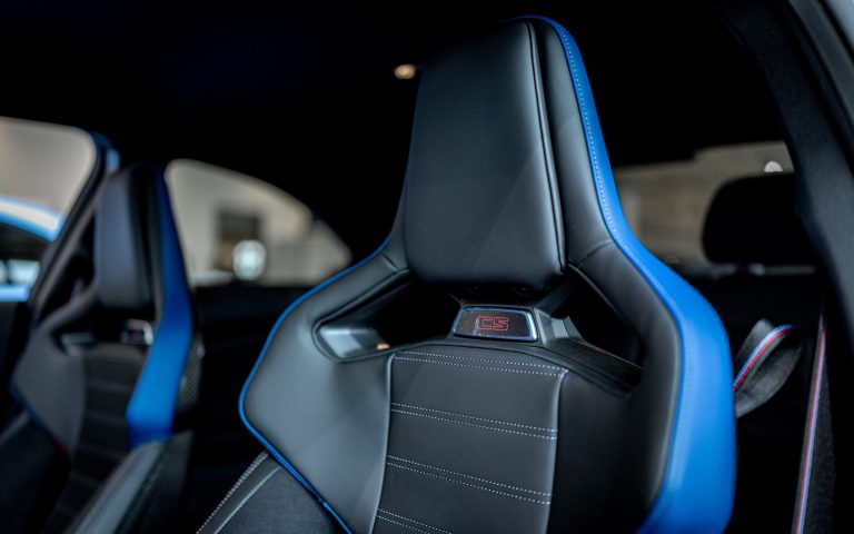BMW M2 CS Schalensitz mit CS-Logo