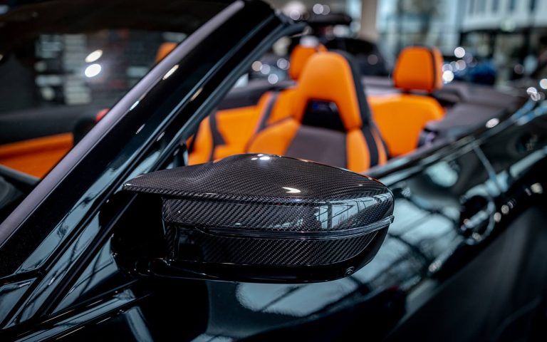 Carbon-Außenspiegel des BMW M4 Cabrio