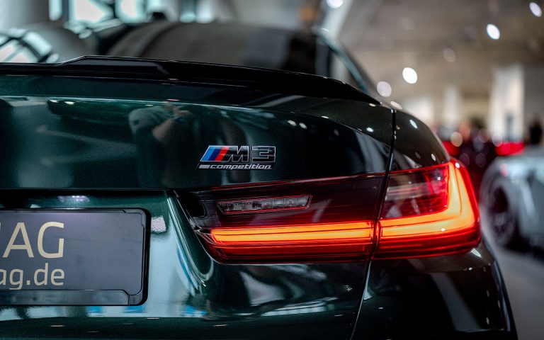 M3 Competition Schriftzug und Heckleuchte