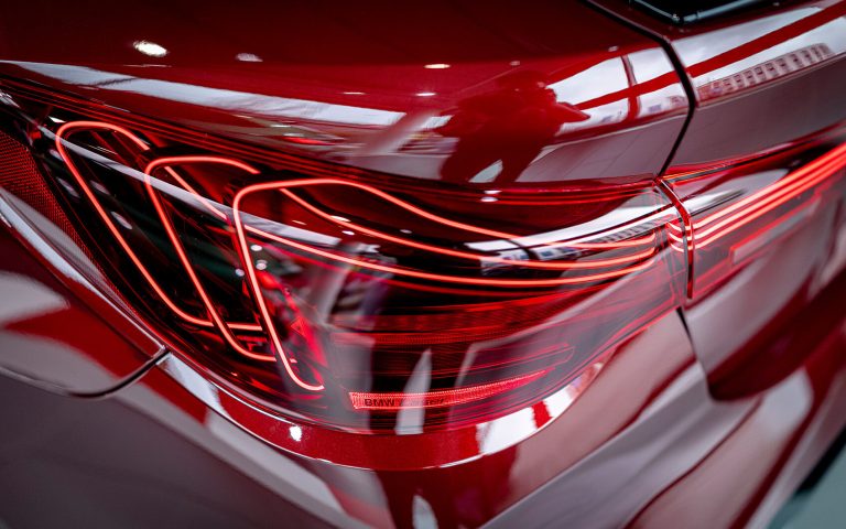 BMW M4 Laser-Heckleuchte in Nahaufnahme