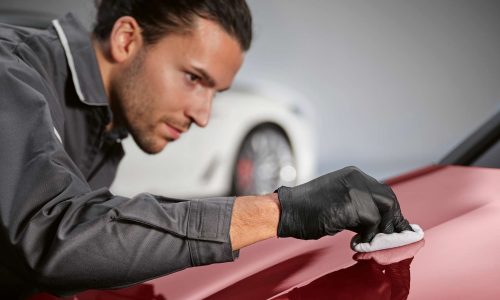 bmw-service-pflege-motorhaube-teaser